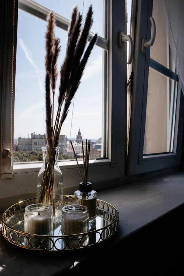 Cozy And Cheap Room In Old Town Krakow Bagian luar foto